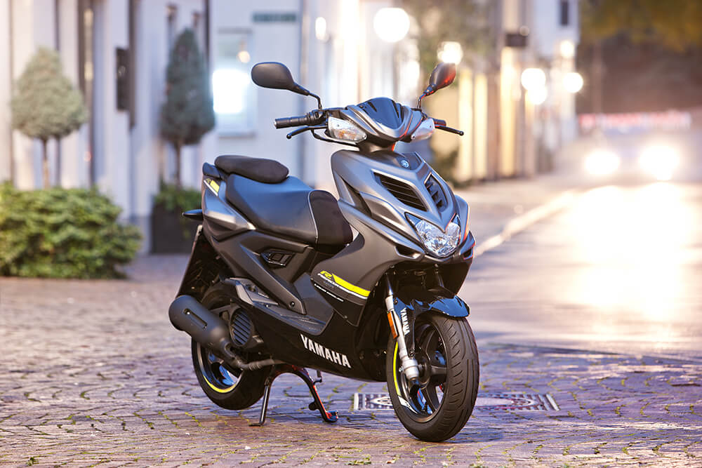 Unser Ausbildungsfahrzeug: Yamaha Aerox 4 Yamaha Aerox 4